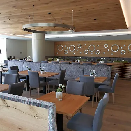 The - Golfclub Eppan 4*