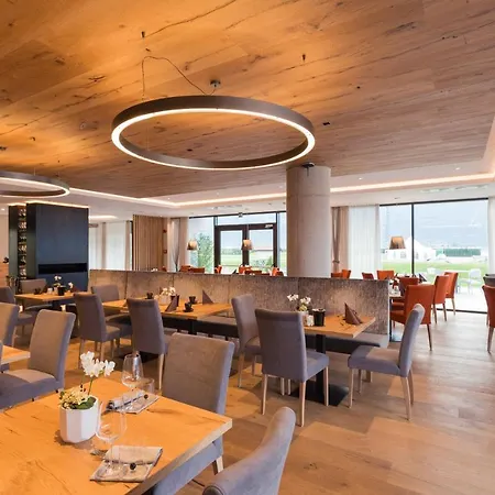 The - Golfclub Eppan 4*